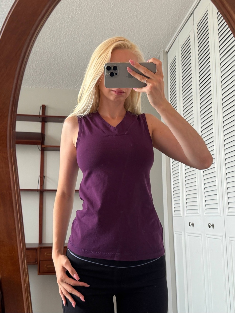 lululemon athletica Plum V-Neck Sleeveless Tank